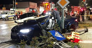 Stire din Eveniment : Oficial de la IPJ Constanța, despre accidentul rutier de pe bulevardul Mamaia