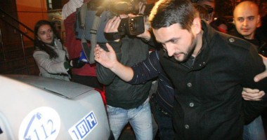 Stire din Eveniment : Fostul profesor de la "Jean Monnet" acuzat de relații sexuale cu o elevă, eliberat