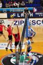 Stire din Sport : Tomisul spulberă pe Dinamo, dar de plâns, plânge… Baia Mare!