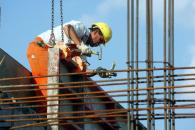 Stire din Social : Primul patron care riscă închisoarea pentru că avea muncitori la negru