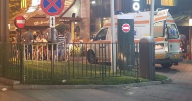 GALERIE FOTO / Pieton lovit pe trecerea de pietoni în intersecția de la Delfinariu - 3