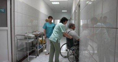 Stire din Sănătate : Sistemul de coplată va fi implementat la anul