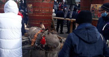 GALERIE FOTO / Mii de persoane, prezente la slujba de Bobotează, la Constanţa - 2
