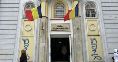 Stire din Social : Casa Căsătoriilor din Constanța intră în reabilitare! Primarul Vergil Chițac a semnat contractul de execuție a lucrărilor