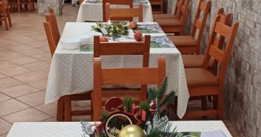FOTO. Emoție, colinde și daruri, pentru seniorii de la Căminul pentru Persoane Vârstnice Constanța - 2