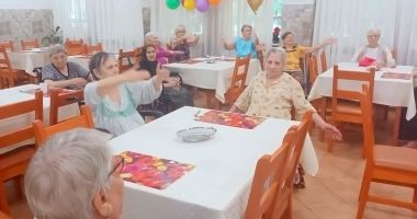 Mișcare și bună dispoziție. Seniorii din Constanța își mențin sănătatea prin exerciții fizice - 2