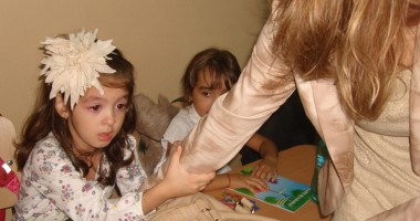 Stire din Cultură-Educație : Lacrimi și întristare în clasa pregătitoare