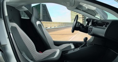 A fost lansată mașina care consumă 1 litru de benzină la 100 de km / Galerie foto - 2