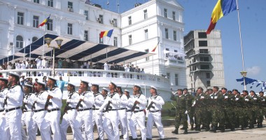 Stire din Eveniment : Cine este omul anului în Forțele Navale