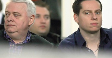 Stire din Eveniment : ANDREI HREBENCIUC, REȚINUT DE DNA