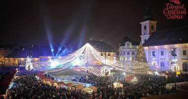 GALERIE FOTO / SIBIUL, în TOP 7 orașe din lume cu cele mai frumoase piețe de Crăciun - 6