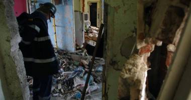 UPDATE. EXPLOZIE puternică la NĂVODARI! Un apartament a sărit în aer - 2