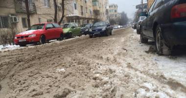 Stire din Social : Constanța anului 2015. Circulație CA-N VREMEA LUI NEA NICU!