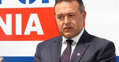 Stire din Economie : Mihai Daraban, președintele CCIR: "65% din mediul de afaceri este în favoarea acțiunilor DNA"