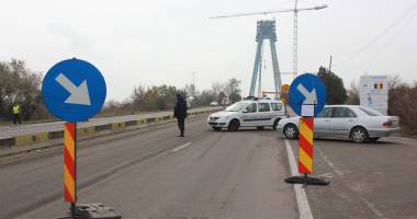 Stire din Eveniment : PODUL DE LA AGIGEA VA FI ÎNCHIS COMPLET. CARE SUNT RUTELE OCOLITOARE