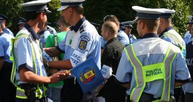 Stire din Eveniment : Se fac angajări în Poliție. 3.000 de posturi scoase la concurs. Foștii polițiști, militarii și pompierii au prioritate