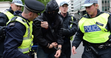 Stire din Eveniment : Aberații judiciare! Condamnat pe viață în Marea Britanie, eliberat la Constanța