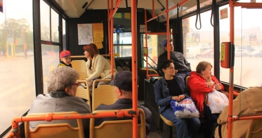 Stire din Politică-Administrație : Constănțenii cu salariul minim pe economie, gratuitate pe autobuzele RATC