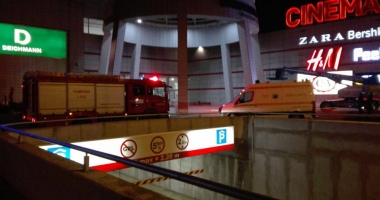Stire din Social : Incendiu la Auchan-ul din Maritimo / Conducerea mall-ului face precizări privind incidentul