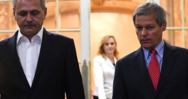 Unii cu teoria, alții cu pomana. Tu cu cine votezi?