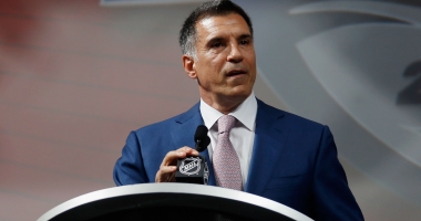 Stire din Actualitate : Vincent Viola renunță la funcția de secretar pentru armata SUA