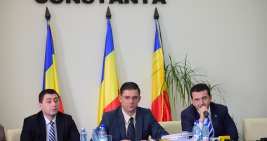 Stire din Politică-Administrație : De ce vă bateți joc de Constanța?