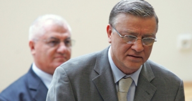Stire din Sport : Sentință amânată pentru Mircea Sandu și Dumitru Dragomir