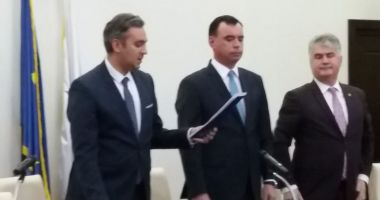 Noul prefect a depus jurământul de credință - 2