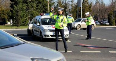 Stire din Social : Schimbări în Codul Rutier: șoferi cu cel puțin 10 clase și controale medicale