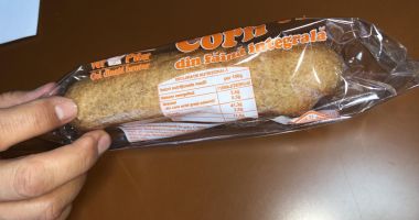 Stire din Social : Reclamații despre cornurile distribuite în școli. PROTECȚIA CONSUMATORILOR RĂSPUNDE!