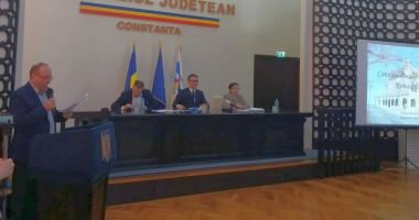 Stire din Social : LIVE: Prima ședință din acest an a Consiliului Local. VEZI CE SE DISCUTĂ!