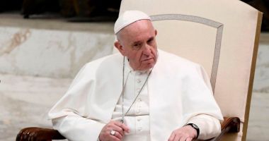 Stire din Actualitate : Papa Francisc, testat negativ pentru coronavirus. Avea o banală răceală…