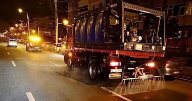 Stire din Social : Dezinfecția se realizează permanent în Constanța