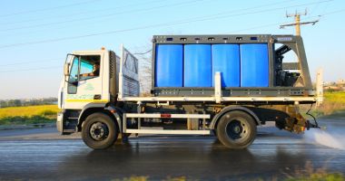 Stire din Social : Șapte utilaje încărcate cu detergent vor spăla străzile Constanței începând cu ora 19.00