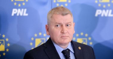 Stire din Politică-Administrație : Florin Roman: Cele mai mari achiziții pe perioada pandemiei le-a făcut PSD