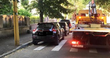 Staționarea neregulamentară, sancționată de polițiștii locali din Constanța - 1