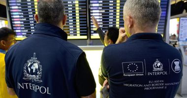 Interpol avertizează: Mafia va încerca să pună mâna pe vaccinurile COVID