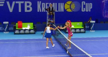 Stire din Sport : Tenis / Lucky loser în calificări, Irina Bara a fost eliminată din turneul WTA de la Moscova