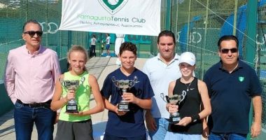 Stire din Sport : Tenis / Românul Eric Niță a câștigat turneul Tennis Europe U12 de la Limassol