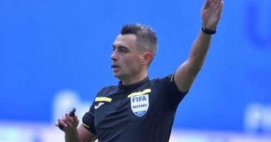 Fotbal / Arbitri români, promovați de Comisia de Arbitri UEFA