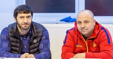 Stire din Sport : Lupte / Lotul național de lupte libere reia pregătirea centralizată la Complexul Cheile Grădiștei