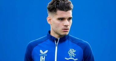 Stire din Sport : Fotbal / Ianis Hagi s-a accidentat şi nu va mai juca pentru Rangers până la finalul sezonului