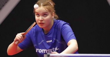 Stire din Sport : Elena Zaharia şi Bianca Mei-Roşu, debut în forţă la turneul de juniori din Tunisia
