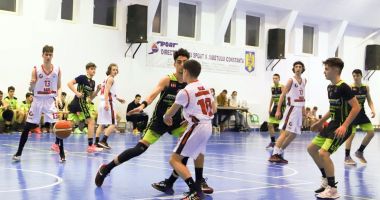 Stire din Sport : Juniorii de la BC Athletic, două victorii în turneul de la Sala „Tomis”