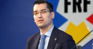 Stire din Sport : Fotbal / Președintele FRF le-a vorbit foștilor jucători internaționali despre importanța viziunii strategice