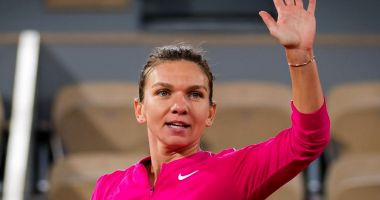 Stire din Sport : Tenis / Simona Halep ar putea face „rocada” în Top WTA cu Sorana Cîrstea după turneul de la Indian Wells