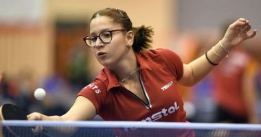 Stire din Sport : Constănţencele au intrat „în focurile” turneului de tenis de masă de la Doha
