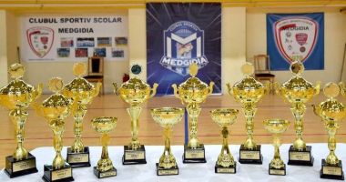 Stire din Sport : Futsal / Se reia Cupa Medgidiei! Duminică, 27 martie, ultimele două meciuri la categoria cadeţi