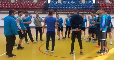 Stire din Sport : HC Dobrogea Sud, asaltul final pentru semifinalele Cupei României. "E cel mai ciudat sezon!"