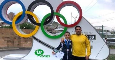 Stire din Sport : Lupte / Mezinul lotului naţional de greco-romane juniori, medaliat cu argint la Campionatul Armeniei